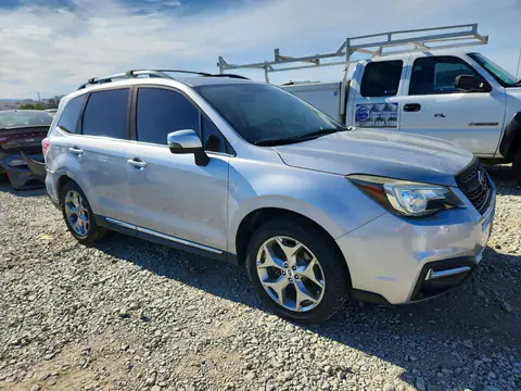 JF2SJATC7HH411962 — 2017 Subaru Forester, photo 4 from Copart 22.10.2026, Rear end