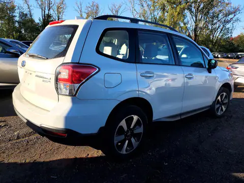 2017 SUBARU FORESTER VIN JF2SJABC7HH478028 фото 3