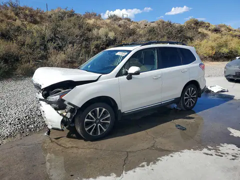 JF2SJGWC9HH807647 — 2017 Subaru Forester, Front end (Front End), before-repair photos