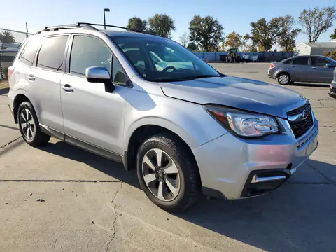 JF2SJAEC7HH535324 — 2017 Subaru Forester, photo 4 from Copart 19.10.2026, Rear end