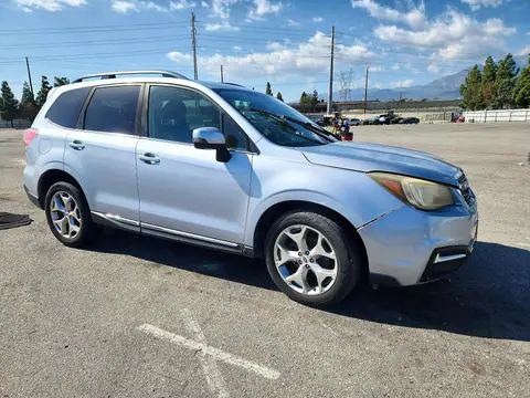JF2SJAWC8HH576138 — 2017 Subaru Forester, foto 4 de Copart 27.10.2026, Parte delantera