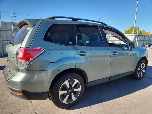 JF2SJAEC4HH517461 — 2017 Subaru Forester, фото 3 с аукциона Copart 14.10.2026, Передняя часть