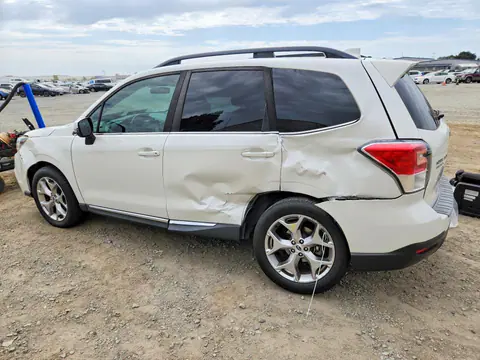 2018 Subaru Forester VIN JF2SJAWC4JH407353 фото 2