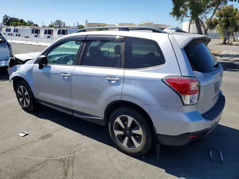 2018 Subaru Forester VIN JF2SJAEC7JH578437 фото 2