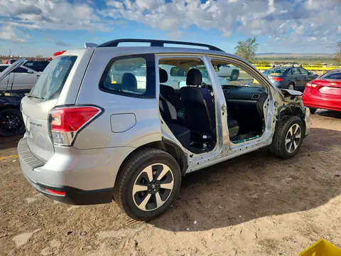 JF2SJABC1JH472733 — 2018 Subaru Forester, photo 3 from Copart, Side
