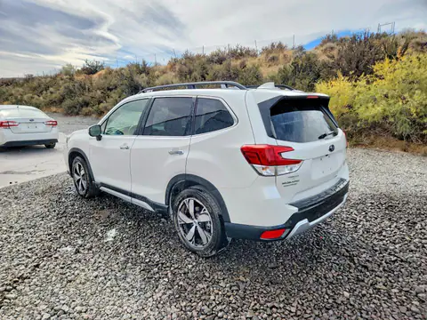 JF2SKAWC7KH558069 — 2019 Subaru Forester, photo 2 from Copart 22.10.2026, Side