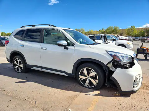 JF2SKAWC4KH466580 — 2019 Subaru Forester, photo 4 from Copart 14.10.2026, Front end