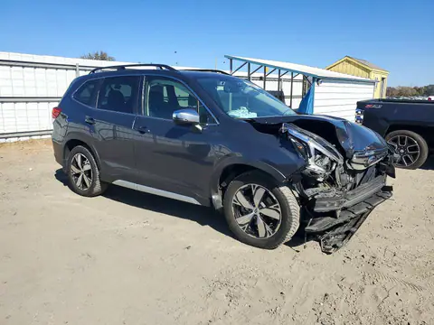 JF2SKAXC3LH478509 — 2020 Subaru Forester, photo 4 from Copart 27.10.2026, Undercarriage damage