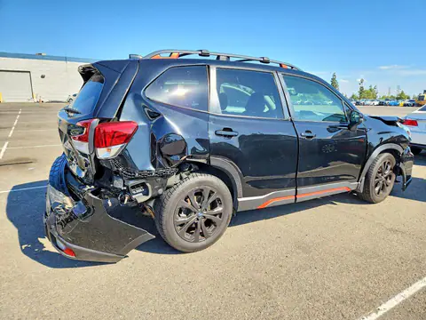 JF2SKARC5MH502114 — 2021 Subaru Forester, foto 3 de Copart 20.10.2026, Parte delantera