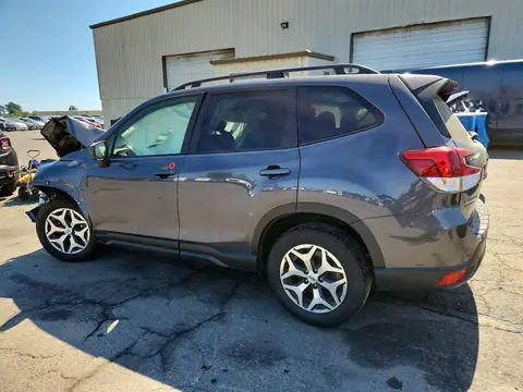 JF2SKAEC6NH481118 — 2022 Subaru Forester, photo 2 from Copart 19.10.2026, Front end