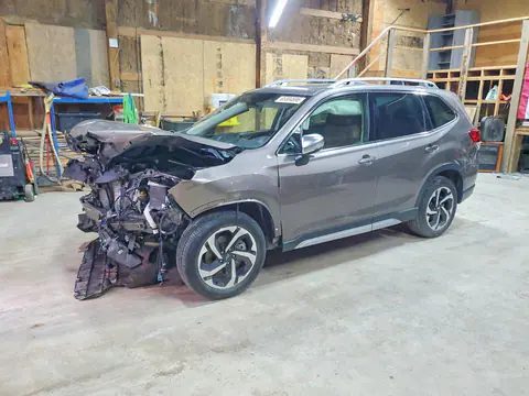 2022 Subaru Forester VIN JF2SKARC2NH447607 фото 1