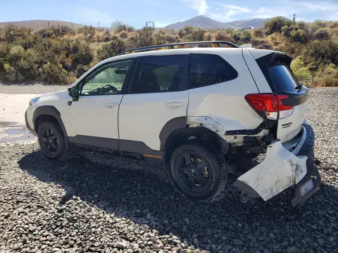 2022 Subaru Forester VIN JF2SKAMC3NH439023 фото 2
