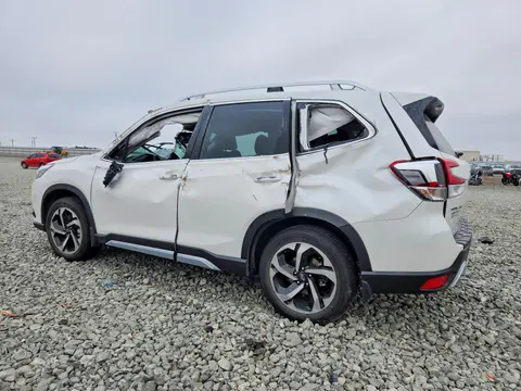 2023 Subaru Forester VIN JF2SKARCXPH404300 фото 2