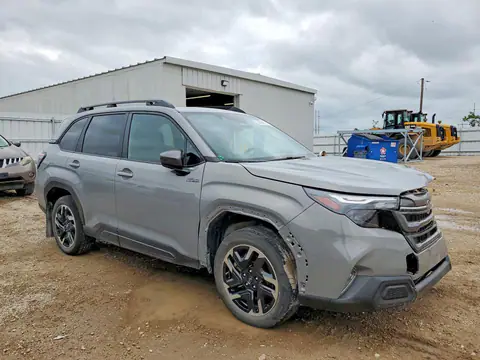 JF2SLSED1SH423490 — 2025 Subaru Forester, ფოტო 4, Copart 30.09.2026, წინა ნაწილი