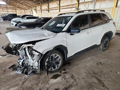 JF2SLDAC6SH416057 — 2025 Subaru Forester, Передня частина, фото до ремонту