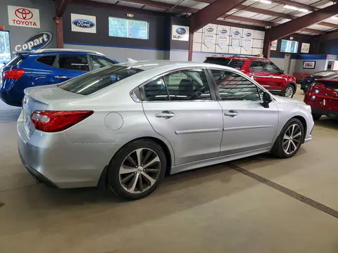 2018 Subaru Legacy VIN 4S3BNEN6XJ3016159 фото 3