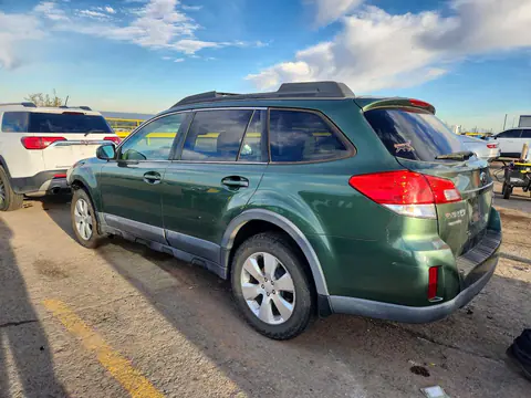 2010 Subaru Outback 3.6R Limited VIN 4S4BREKC7A2314670 фото 2