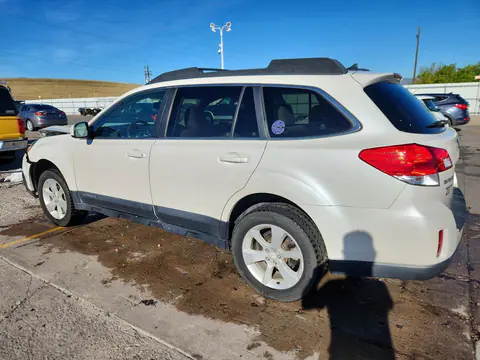 2014 Subaru Outback VIN 4S4BRCCC8E3279463 фото 2