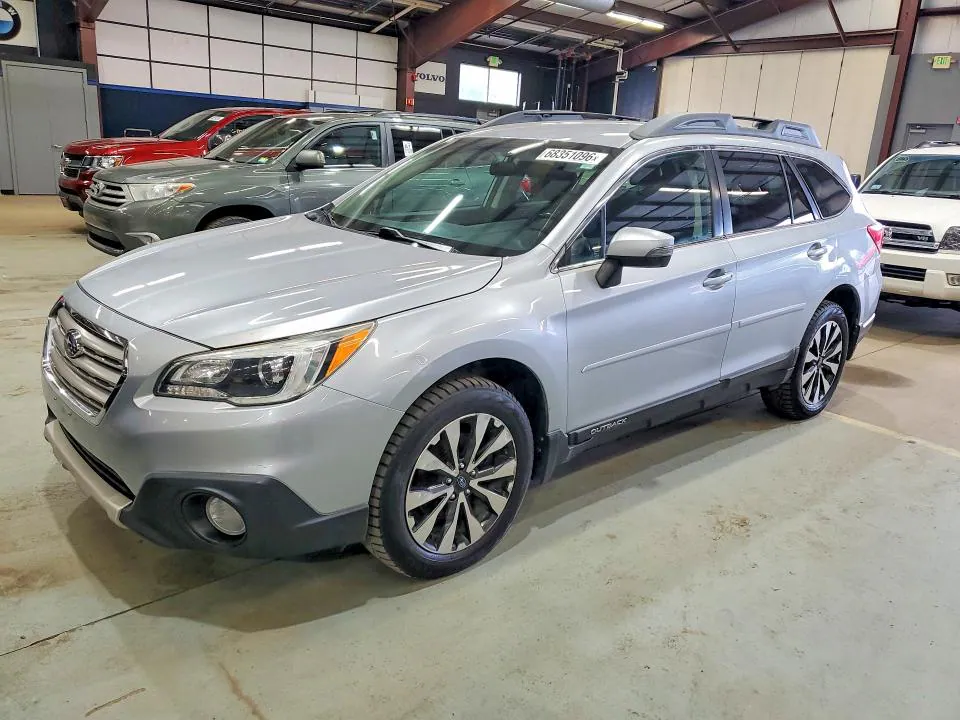 2016 Subaru Outback VIN 4S4BSAJC5G3226993 фото 1