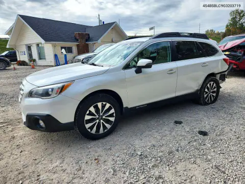 2016 Subaru Outback 2.5I Limited VIN 4S4BSBLC9G3203719 фото 1