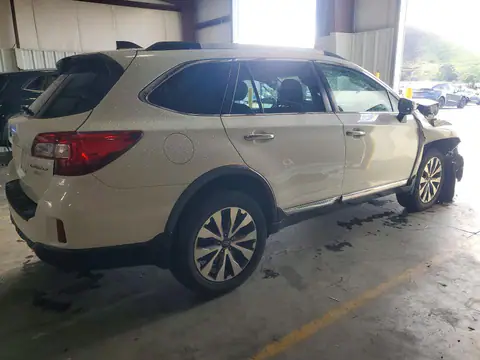 4S4BSATCXH3346500 — 2017 Subaru Outback, zdjęcie 3 z Copart 29.10.2026, Przód