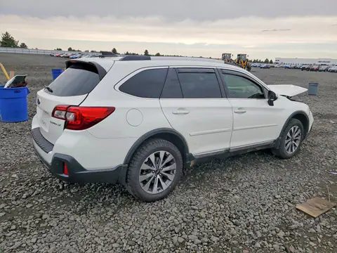4S4BSATCXJ3393113 — 2018 Subaru Outback, фото 3 с аукциона Copart 14.10.2026, Передняя часть
