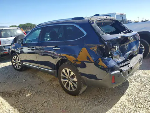 2018 Subaru Outback VIN 4S4BSATC8J3202577 фото 2
