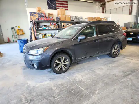4S4BSACC8J3366024 — 2018 Subaru Outback, Parte trasera, fotos antes de reparar