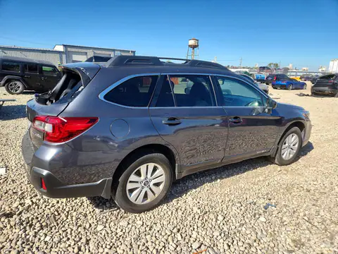 4S4BSACC4J3297963 — 2018 Subaru Outback, photo 3 from Copart, Rear end