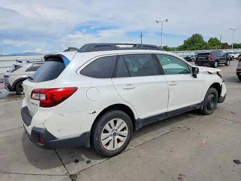 2019 Subaru Outback VIN 4S4BSAHC3K3286625 фото 3