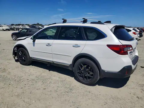 4S4BSETCXK3299015 — 2019 Subaru Outback, foto 2 de Copart 22.10.2026, Parte delantera