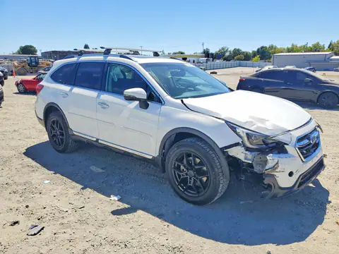 4S4BSETCXK3299015 — 2019 Subaru Outback, foto 4 de Copart 22.10.2026, Parte delantera
