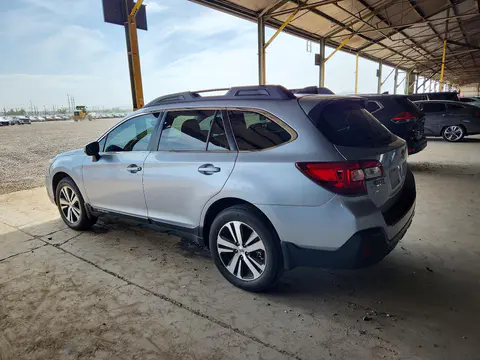 2019 Subaru Outback VIN 4S4BSANC7K3346135 фото 2