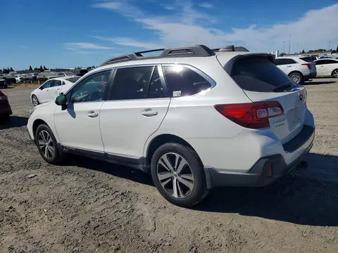 2019 Subaru Outback VIN 4S4BSAJC2K3397564 фото 2