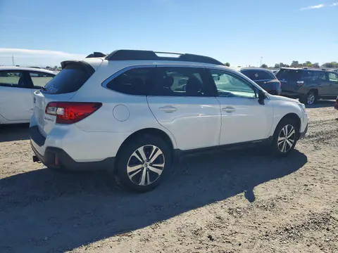 2019 Subaru Outback VIN 4S4BSAJC2K3397564 фото 3