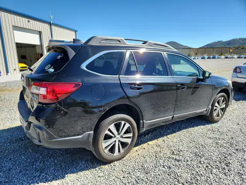 4S4BSANC2K3351386 — 2019 Subaru Outback, photo 3 from Copart, Rear end