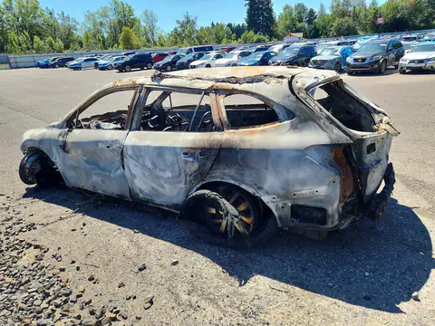 4S4BTAEC5L3168062 — 2020 Subaru Outback, photo 2 from Copart 19.10.2026, Fire