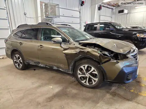 4S4BTANC7L3145902 — 2020 Subaru Outback, Przód, zdjęć przed naprawą
