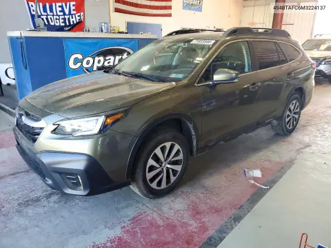4S4BTAFC6M3224137 — 2021 Subaru Outback, Боковая часть, фото до ремонта