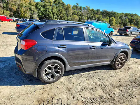 JF2GPACC4D2858685 — 2013 Subaru XV, foto 3 de Copart 27.10.2026, Pequeñas abolladuras y arañazos