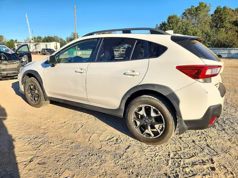 JF2GTAEC8K8280657 — 2019 Subaru XV, photo 2 from Copart, Front end