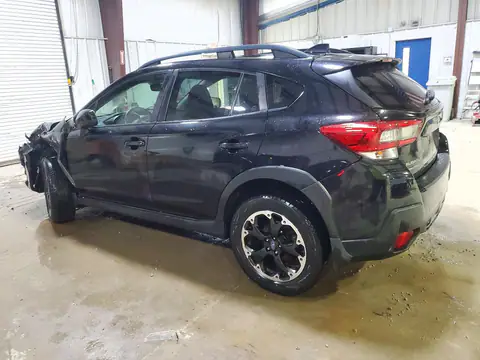 JF2GTAEC5M8328604 — 2021 Subaru XV, photo 2 from Copart, Side