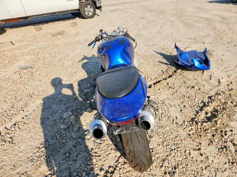 2001 SUZUKI TL1000 VIN JS1VT52A512101017 фото 4