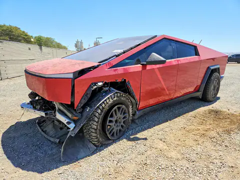 7G2CEHED3SA059583 — 2025 Tesla Cybertruck, Передняя часть (Front End), фото до ремонта