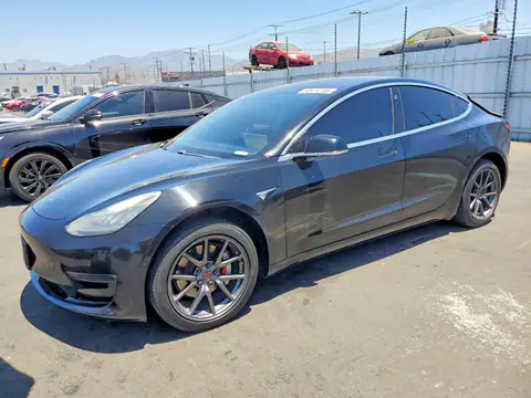 5YJ3E1EA4JF172346 — 2018 Tesla Model 3, Задняя часть (Rear End), фото до ремонта