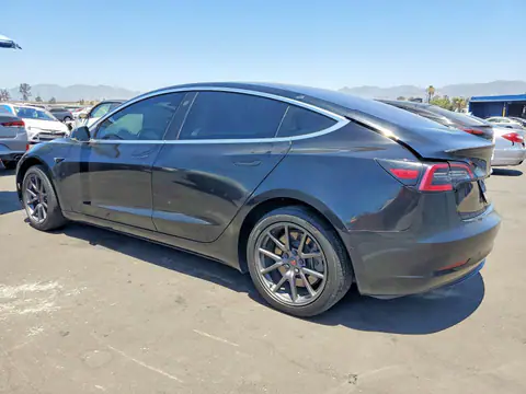 2018 Tesla MODEL 3 VIN 5YJ3E1EA4JF172346 фото 2