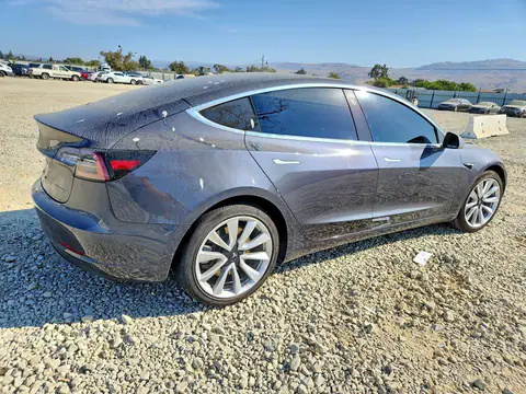 2018 Tesla MODEL 3 VIN 5YJ3E1EB9JF185070 фото 3