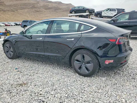5YJ3E1EAXJF042216 — 2018 Tesla Model 3, фото 2 з Copart 28.10.2026, Передня частина