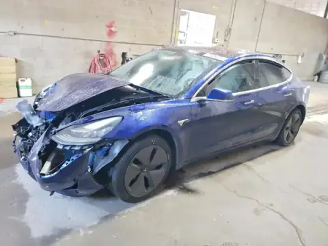 5YJ3E1EB0JF096522 — 2018 Tesla Model 3, Front end (Front End), before-repair photos