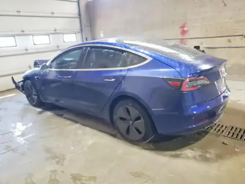 5YJ3E1EB0JF096522 — 2018 Tesla Model 3, zdjęcie 2 z Copart 24.09.2026, Przód
